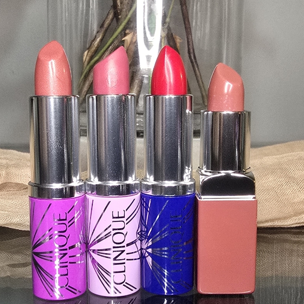 Clinique 4 Piece Lipstick Set